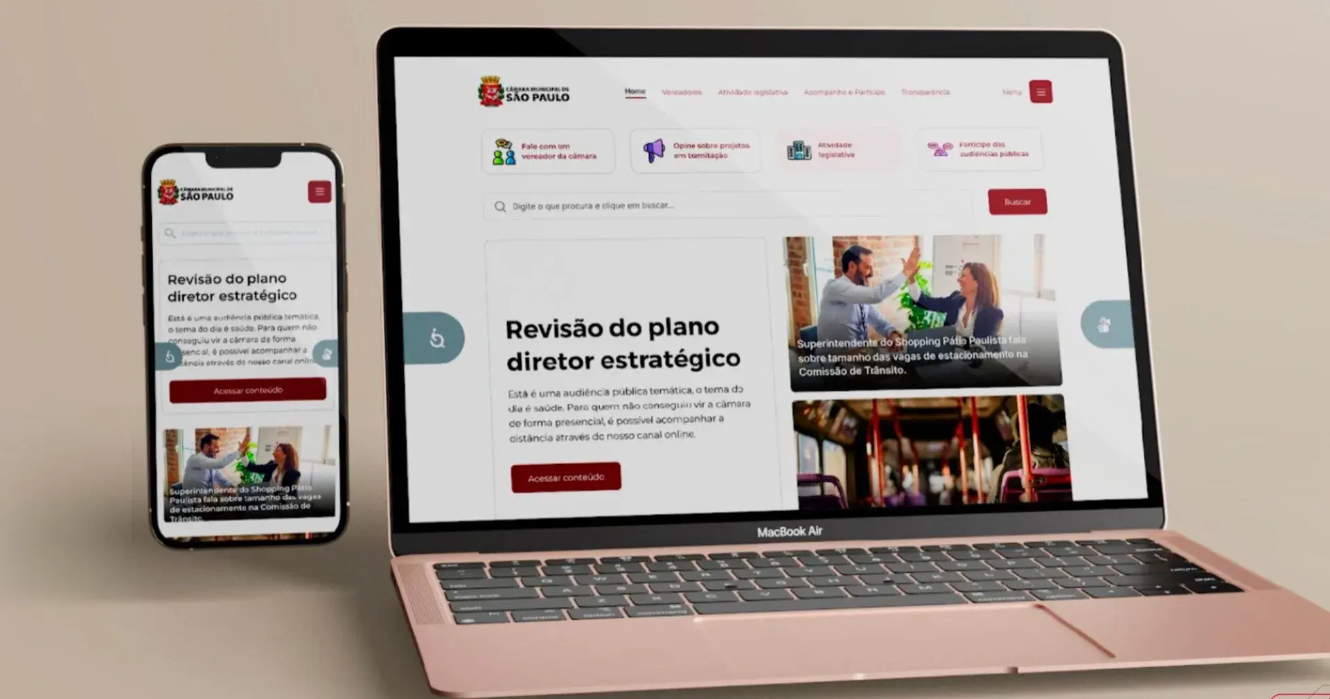 Portal da Câmara Municipal de São Paulo aberto num notebook e num celular, mostrando a home com os atalhos para falar com um vereador, opinar sobre projetos e participar de audiências públicas.